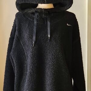 Black Women's|Therma-fit Nike Training Hoodie|Size: Medium